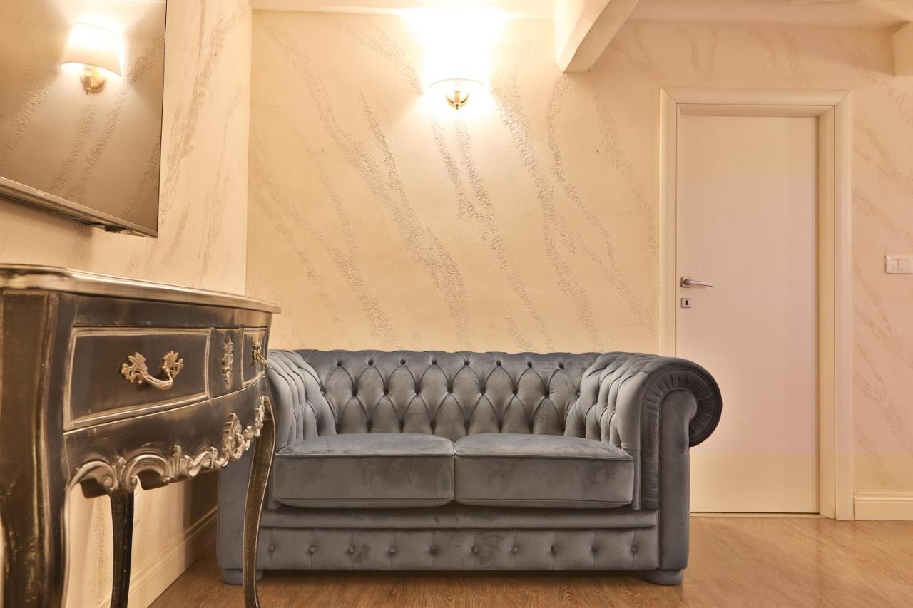 Grottini Luxury Suites ~ Pantheon Рим Екстер'єр фото