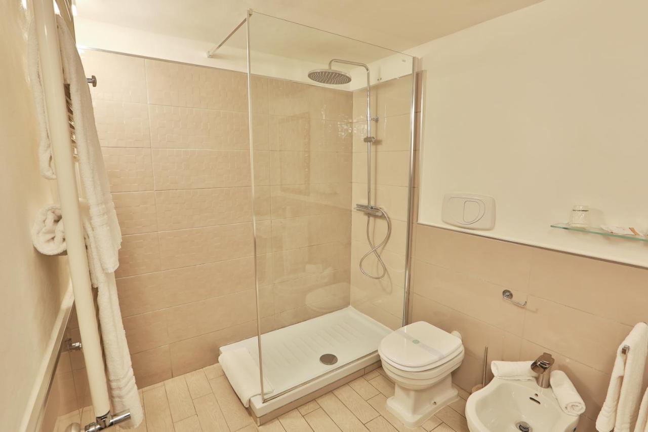 Grottini Luxury Suites ~ Pantheon Рим Екстер'єр фото